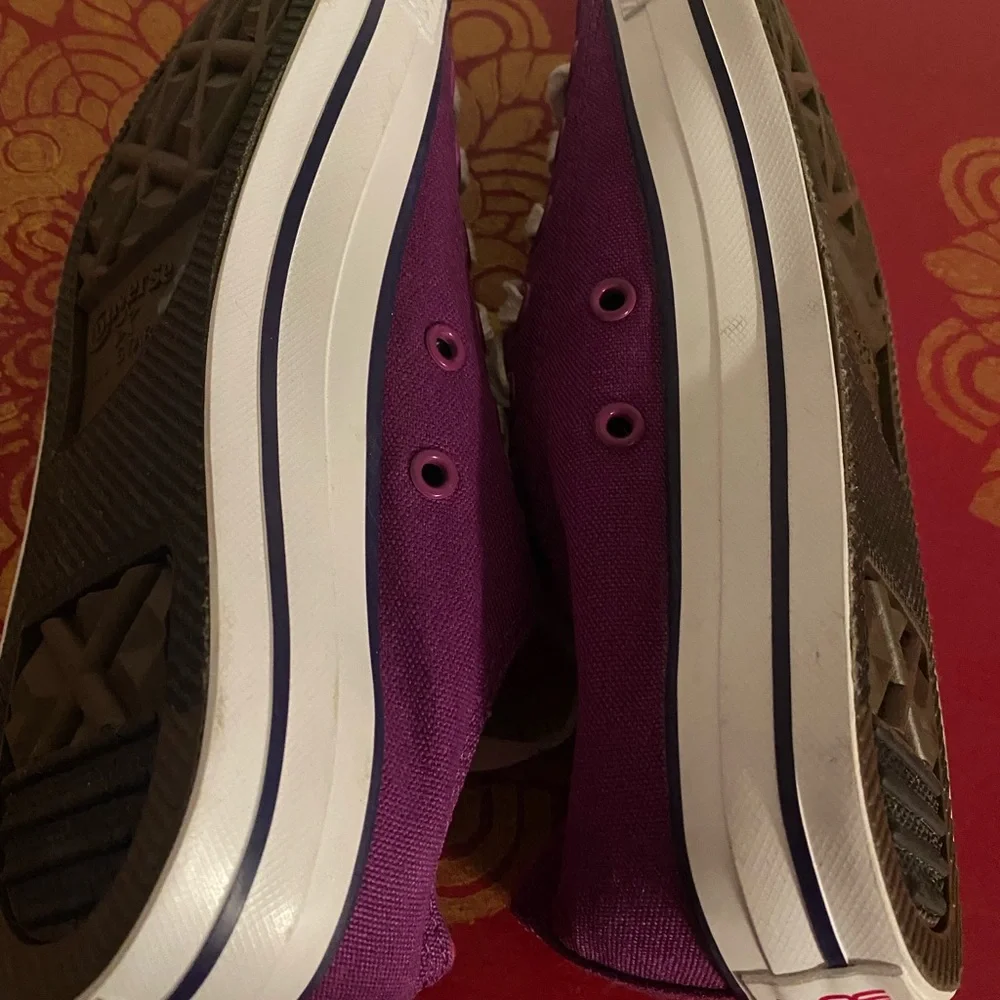 Converse Magenta and White Canvas Sneakers New 7.5 - Picture 4 of 7